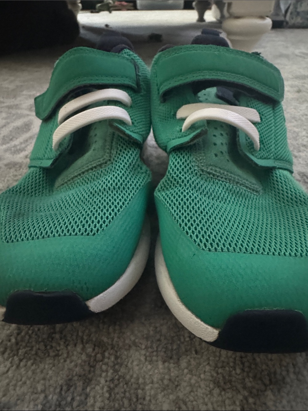 Oncloud Kids Green Athletic Sneakers with Easy Velcro Closure sz 2 - Picture 4 of 5